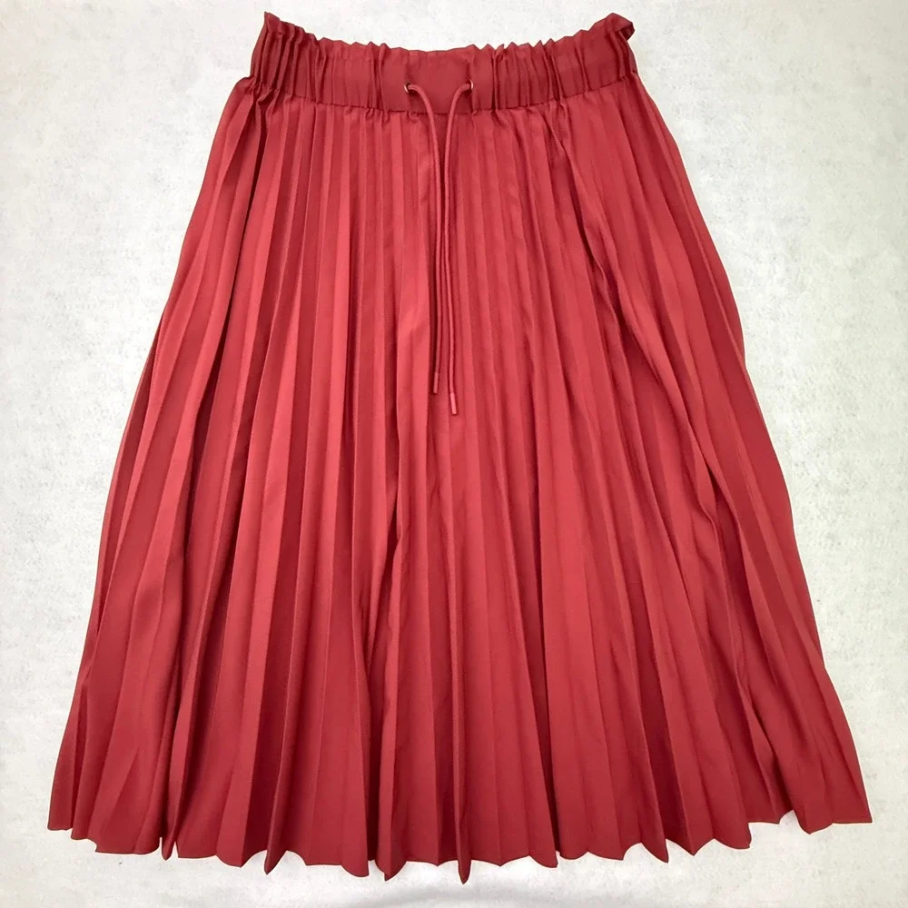 Athleta Hayes Pleated Midi Skirt Women Small Red Midi Drawstring Elastic Waist